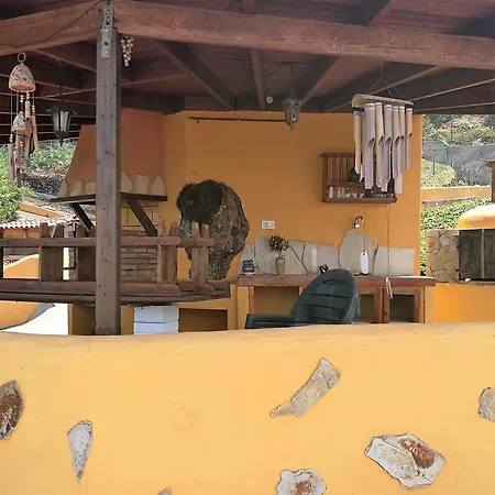 Los Dragos Holiday home